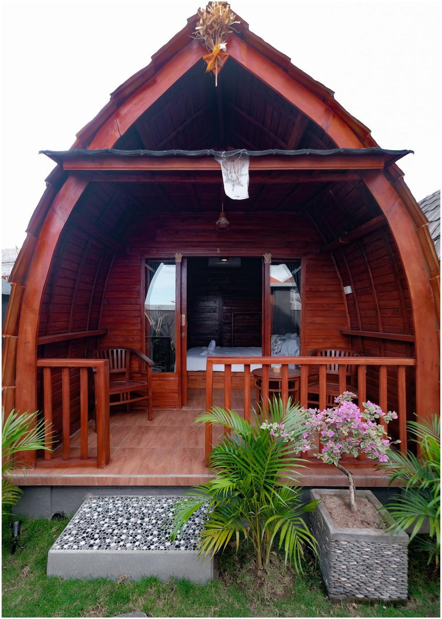 Hotel The Backyard House à Selemadeg Extérieur photo